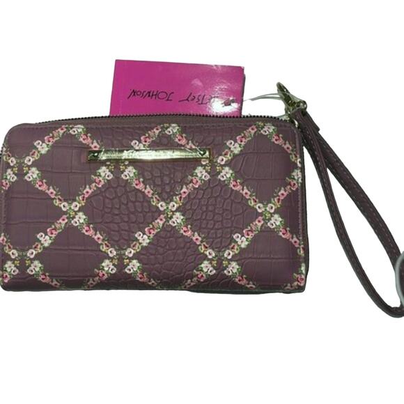 Betsey Johnson Floral wristlet mauve - Picture 1 of 7